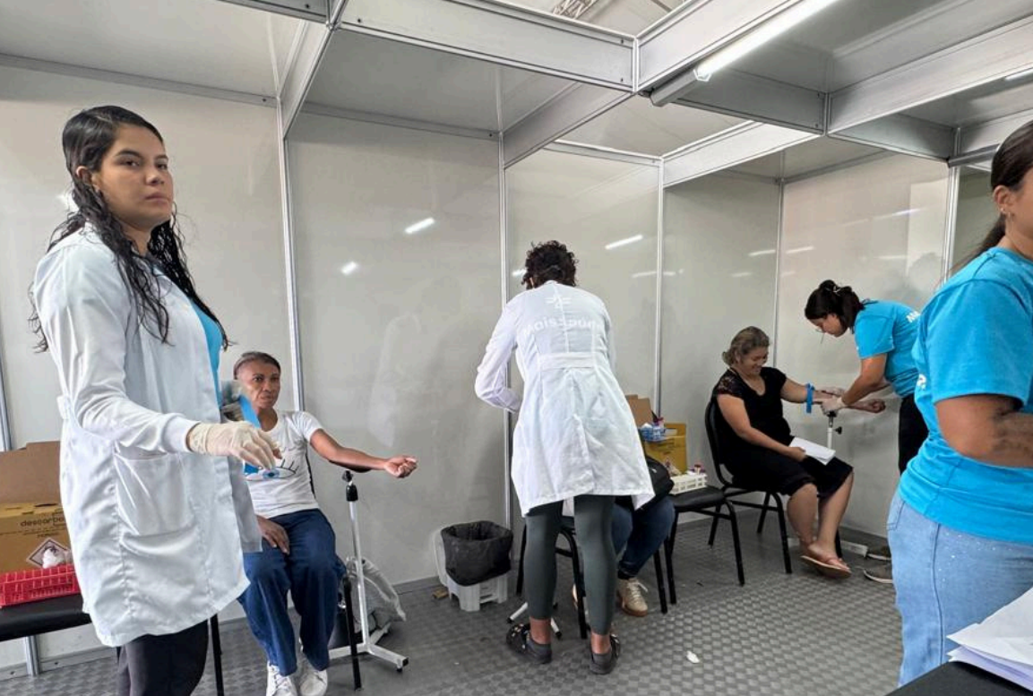 Atendimento em estrutura climatizada